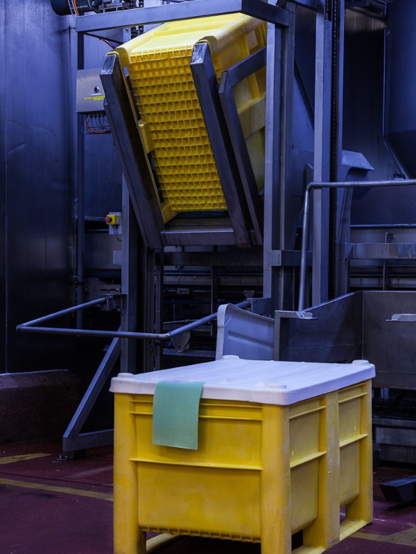Material handling 2025